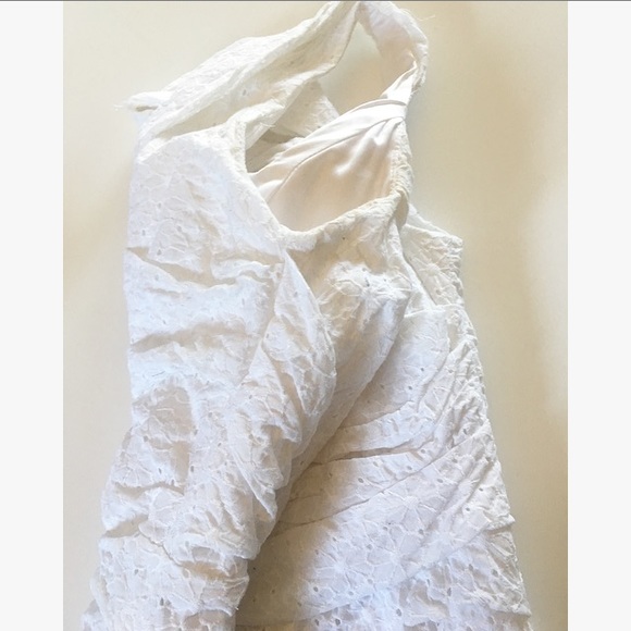 White Flower Eyelet Dress - Picture 5 of 7